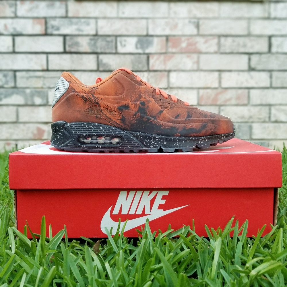 Size 8.5 (10w) - Nike Air Max 90 QS Mars Landing 2019 - New DS